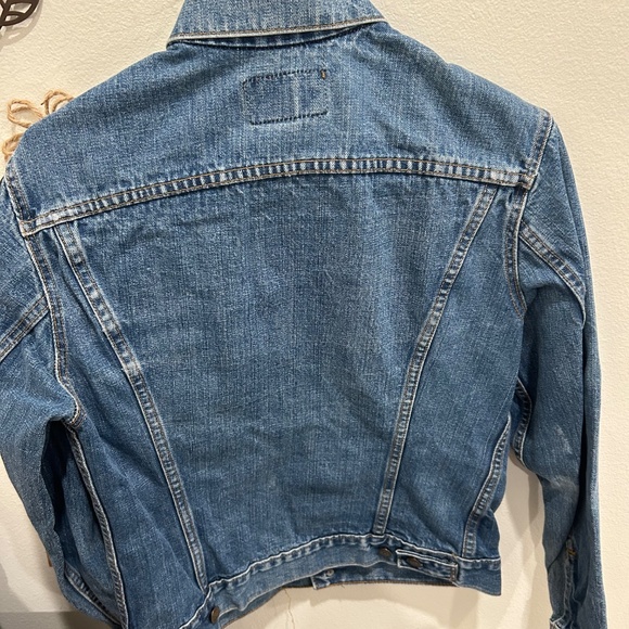 Women's Vintage Levi's Denim Jacket, Size 30 (Small) - Picture 5 of 6
